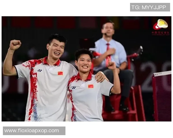 重庆羽毛球队与西安羽毛球队赛后战术分析与复盘探讨